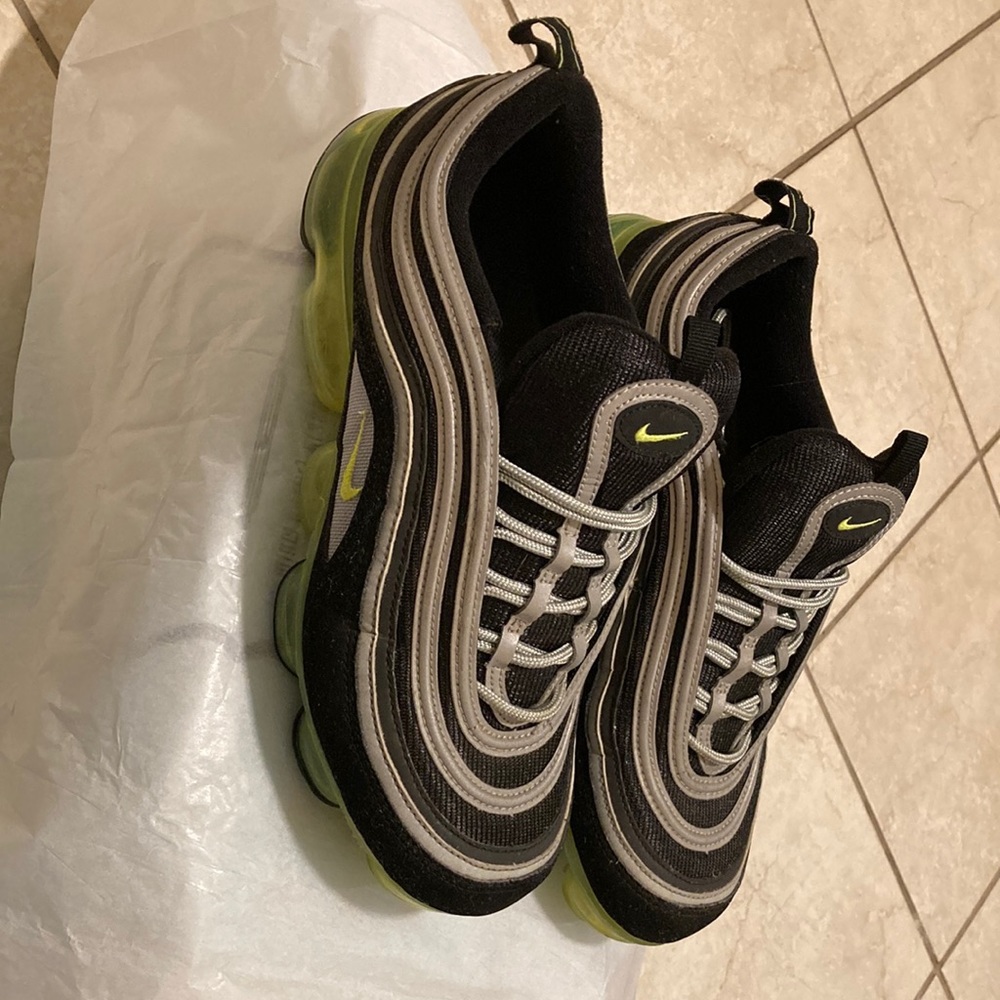 Nike Air Vapor Max 97 Neon